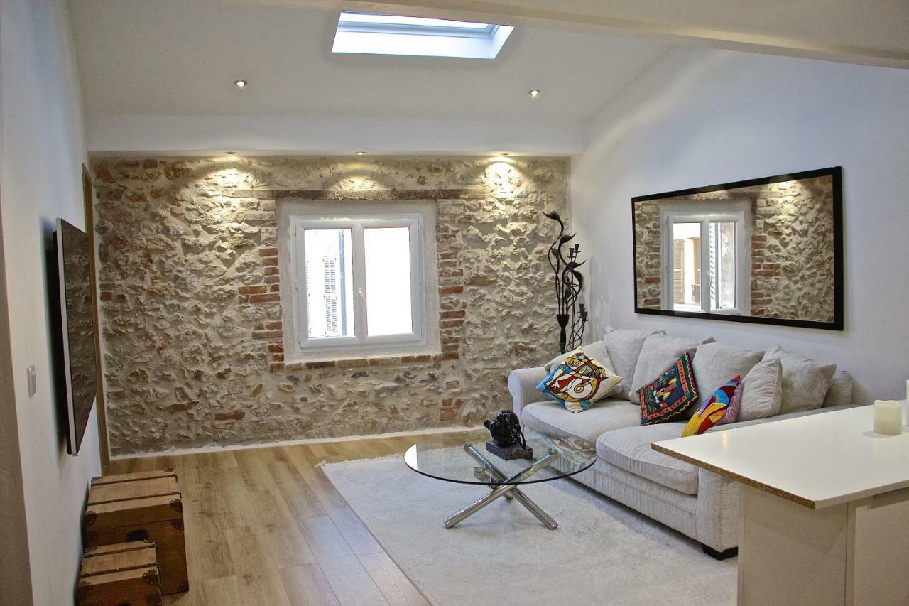 Appartement Duplex coeur vieil Antibes Old city Marché provencal Esterno foto